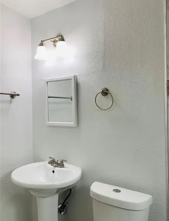 $1,095 | 1114 Joe Annie Street, Unit 1, Houston, TX 77019