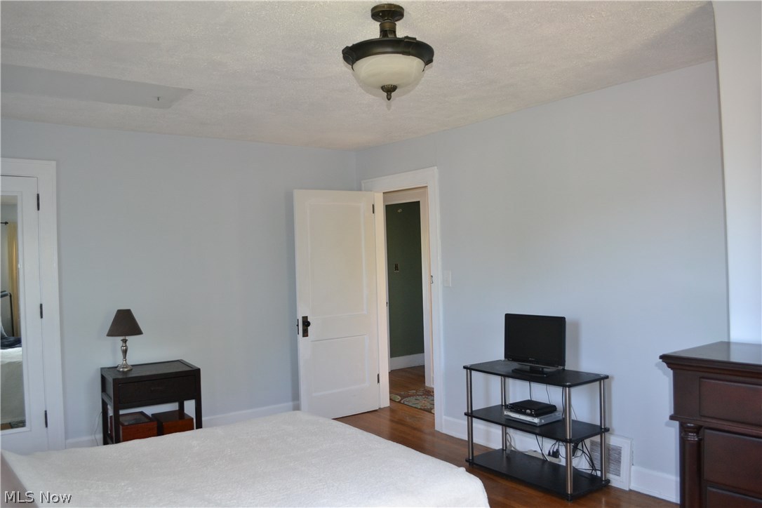 2125 Lorimer Road Cleveland, OH 44134 - Photo 15 of 18
