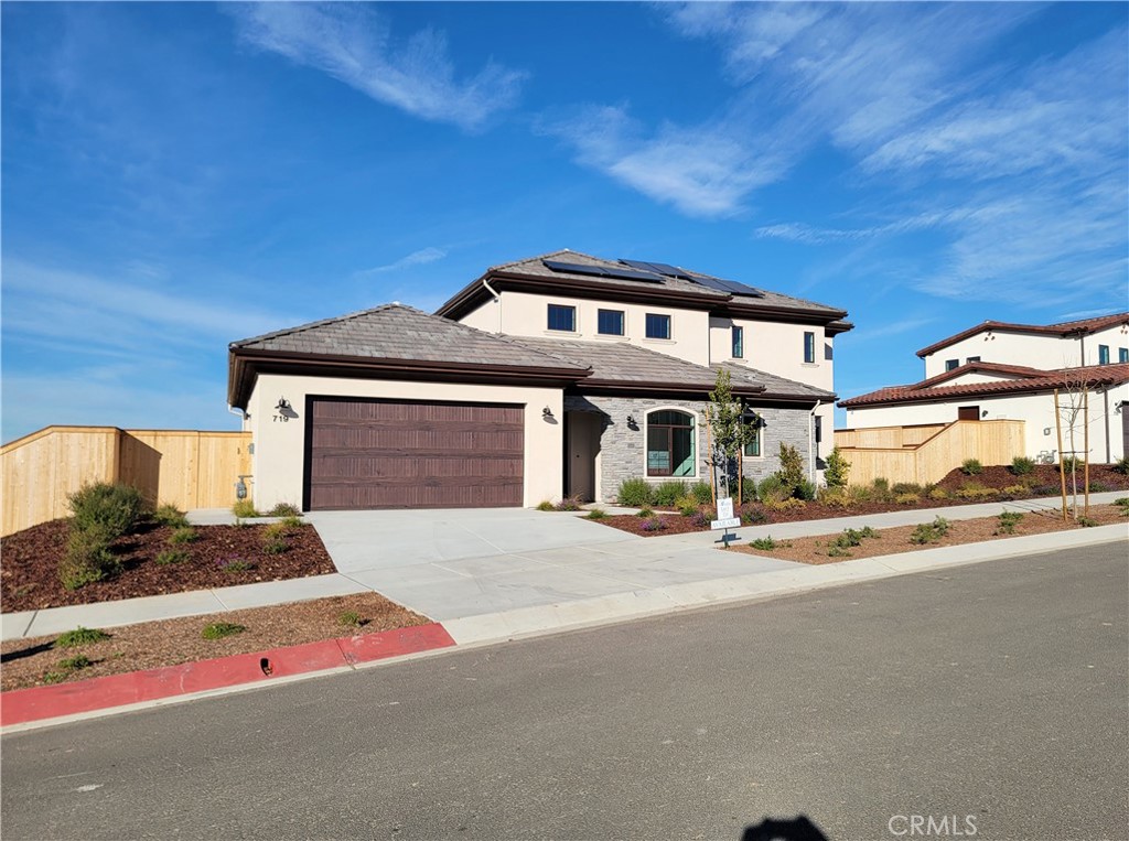 719 Manor Lane Paso Robles, CA 93446 - Photo 2 of 28