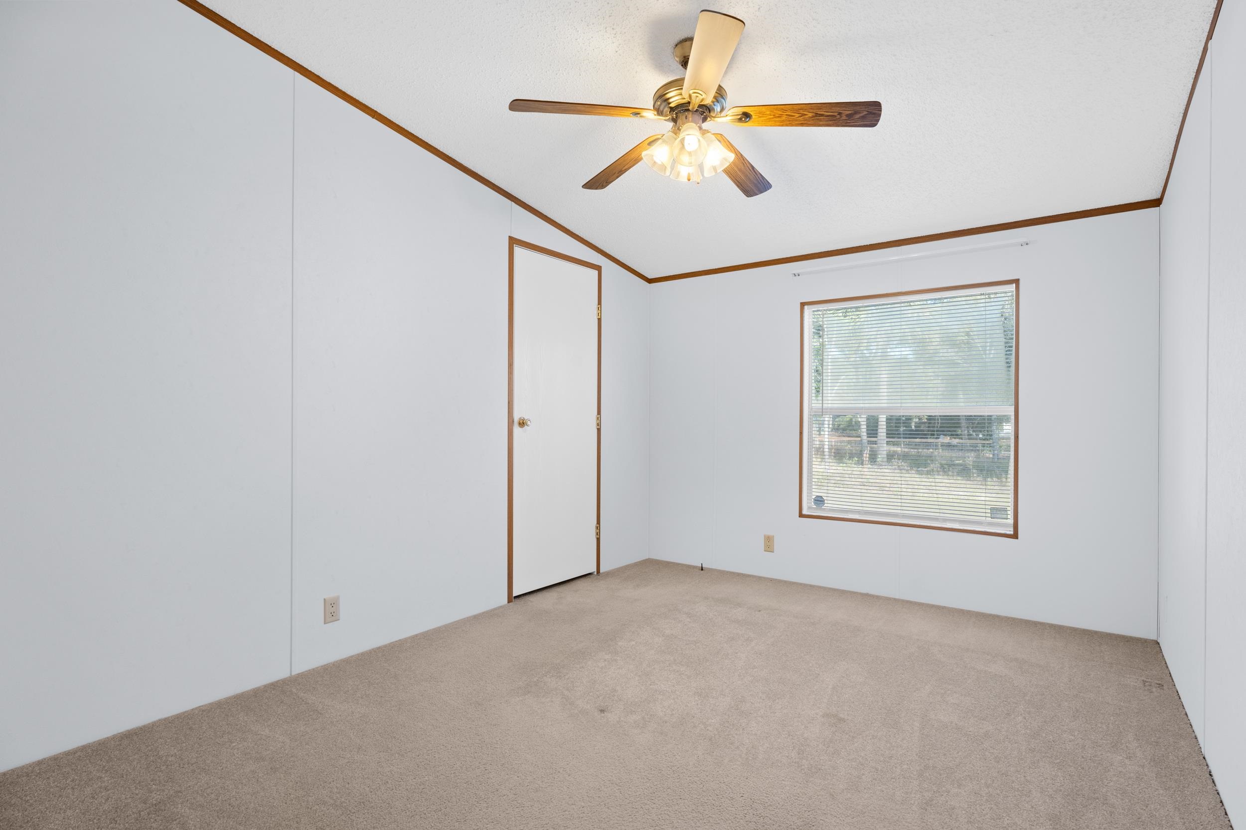 100 Musket Drive Satsuma, FL 32189 - Photo 5 of 33