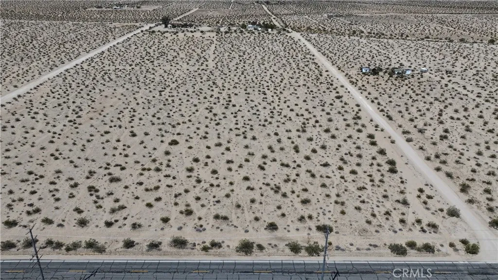 5 Morongo Road Twentynine Palms, CA 92277 - Photo 3 of 21