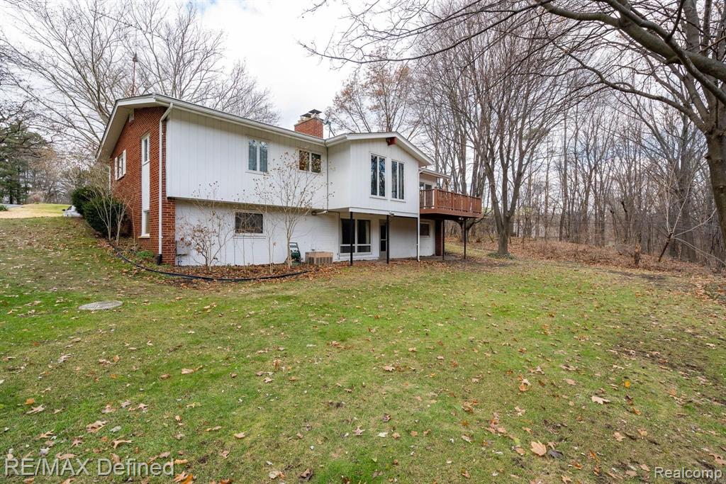 6045 Ronnoco Road Rochester Hills, MI 48306 - Photo 35 of 40