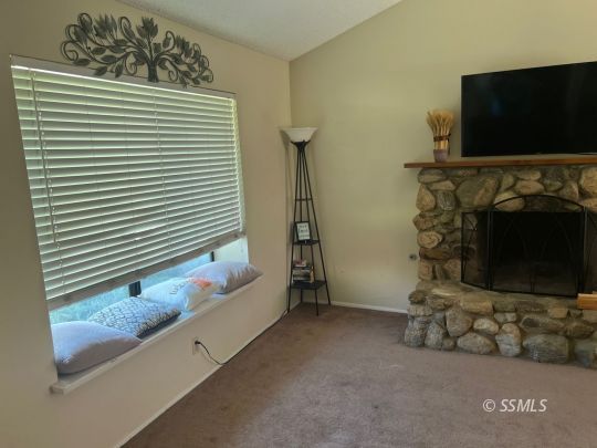 1231 Mountain View Drive Ridgecrest, CA 93555 - Photo 8 of 27 Gallery Image 8