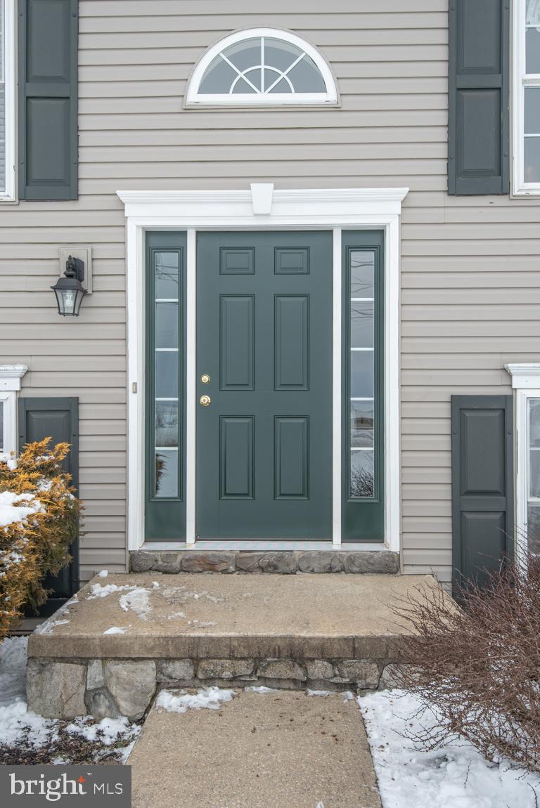 148 Scotland Road Quarryville, PA 17566 - Photo 5 of 61 Front Entrance