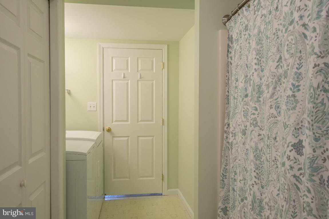 148 Scotland Road Quarryville, PA 17566 - Photo 42 of 61 Laundry / Full Bath