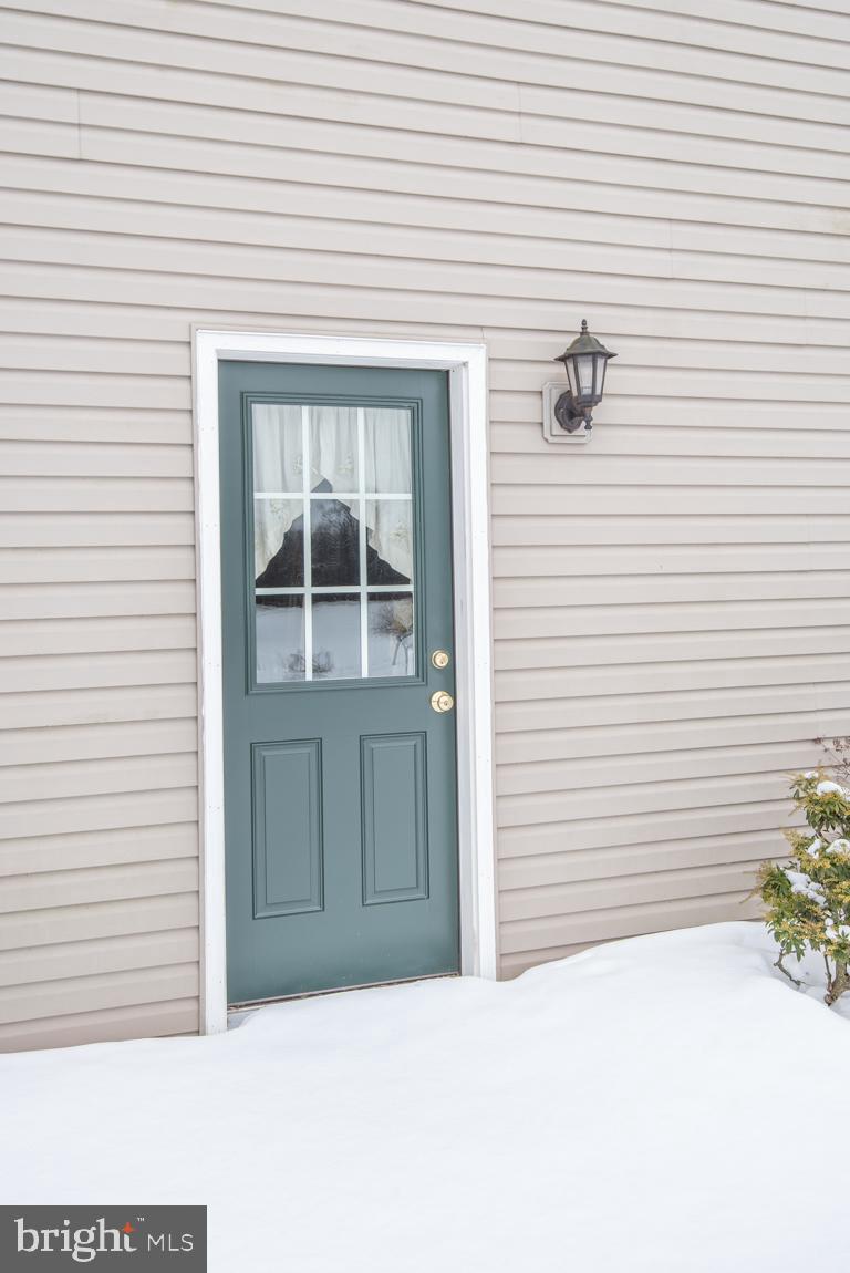 148 Scotland Road Quarryville, PA 17566 - Photo 49 of 61 Garage Entry