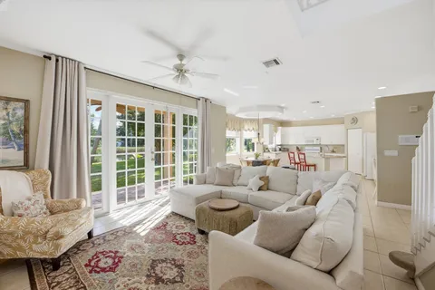 $650,000 | 2462 Westmont Place, Royal Palm Beach, FL 33411