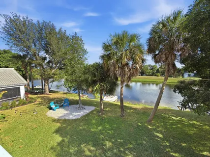 $650,000 | 2462 Westmont Place, Royal Palm Beach, FL 33411