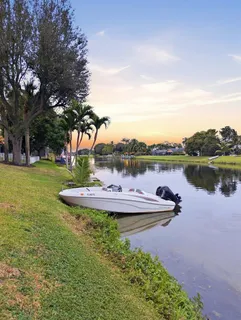 $650,000 | 2462 Westmont Place, Royal Palm Beach, FL 33411