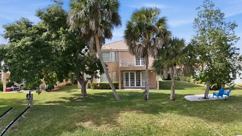 $650,000 | 2462 Westmont Place, Royal Palm Beach, FL 33411