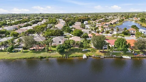 $650,000 | 2462 Westmont Place, Royal Palm Beach, FL 33411