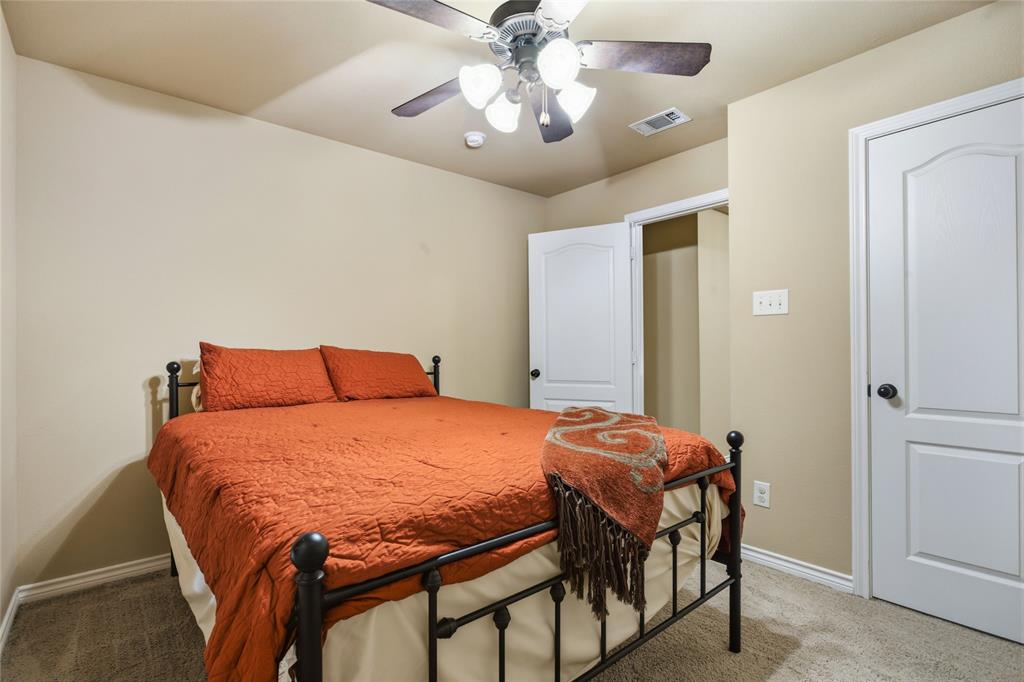 1389 Thomas Road Springtown, TX 76082 - Photo 19 of 36 Gallery Image 19