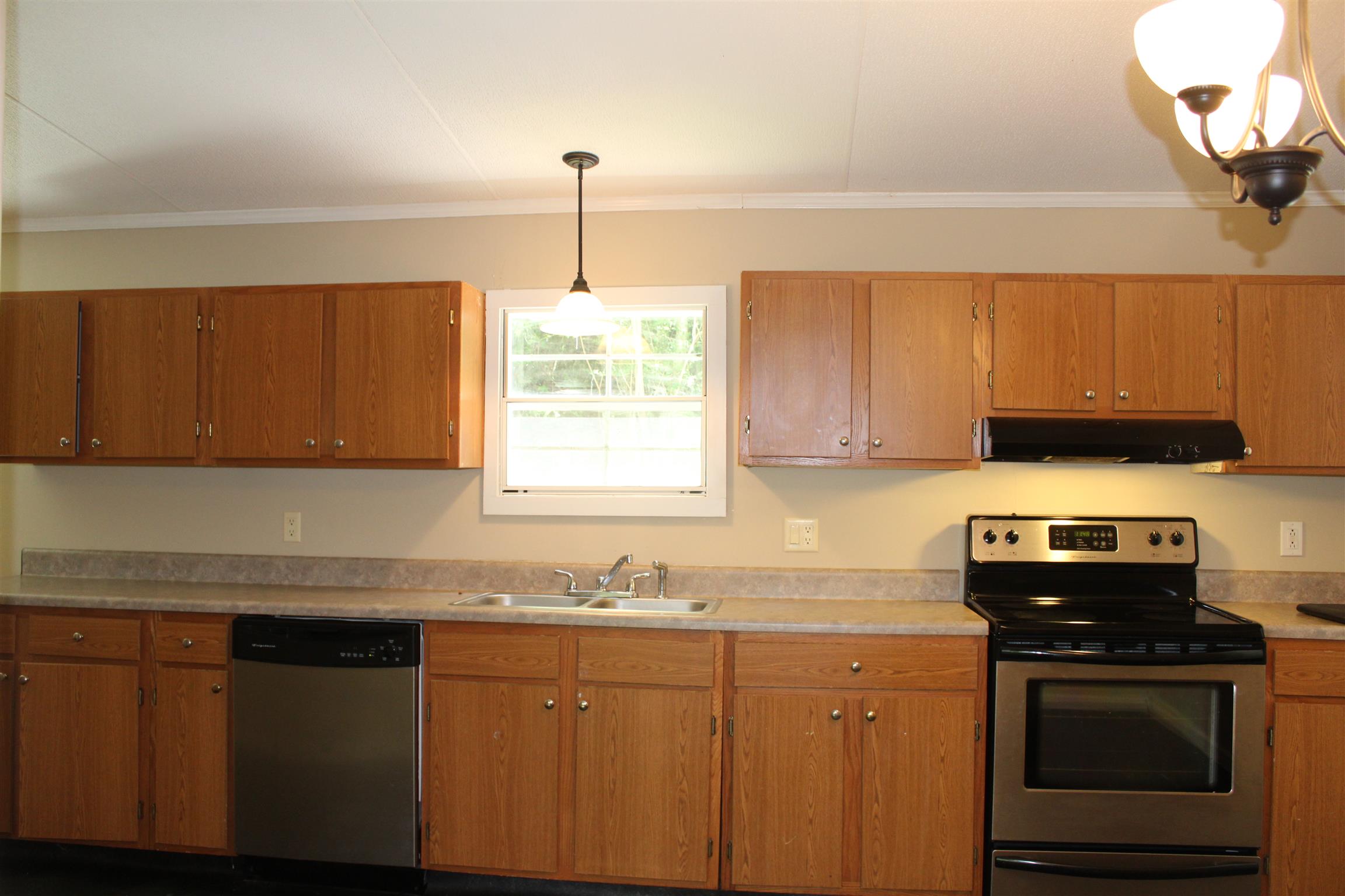1076 County Farm Road Centerville, TN 37033 - Photo 4 of 13 Gallery Image 4
