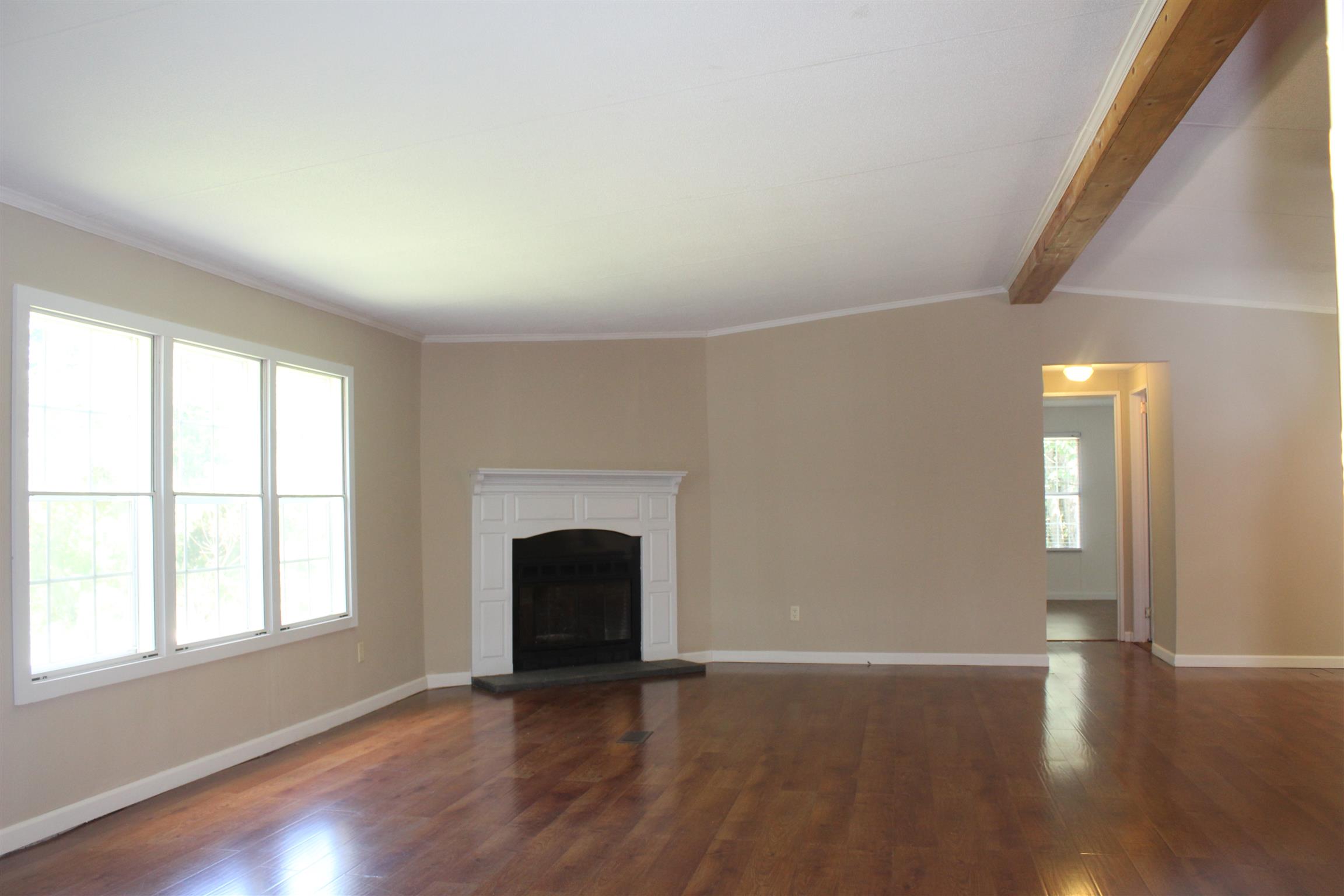 1076 County Farm Road Centerville, TN 37033 - Photo 6 of 13 Gallery Image 6