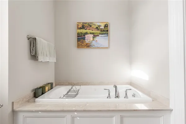 $1,550,000 | 85 Frybrook Drive, East Greenwich, RI 02818