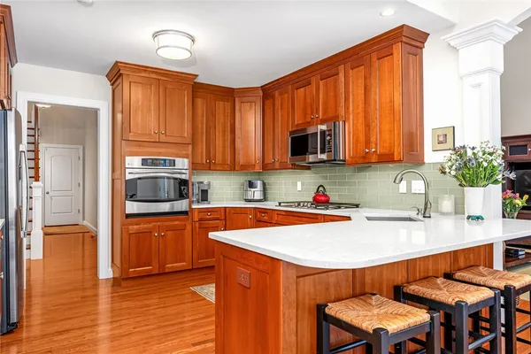 $1,550,000 | 85 Frybrook Drive, East Greenwich, RI 02818