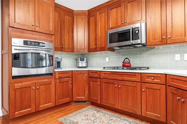 $1,550,000 | 85 Frybrook Drive, East Greenwich, RI 02818