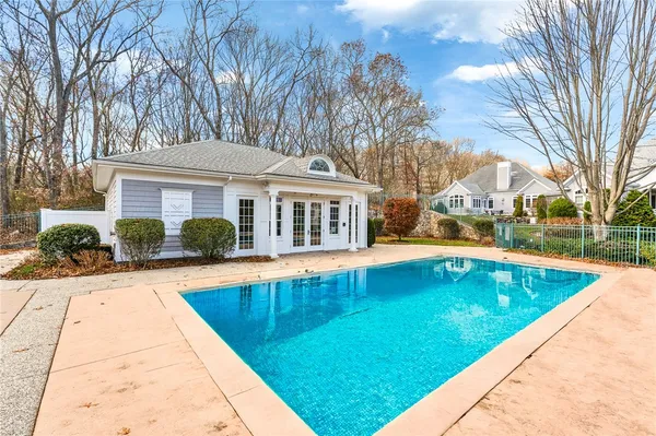 $1,550,000 | 85 Frybrook Drive, East Greenwich, RI 02818