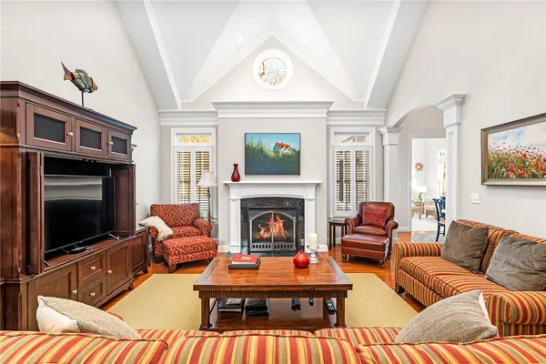 $1,550,000 | 85 Frybrook Drive, East Greenwich, RI 02818