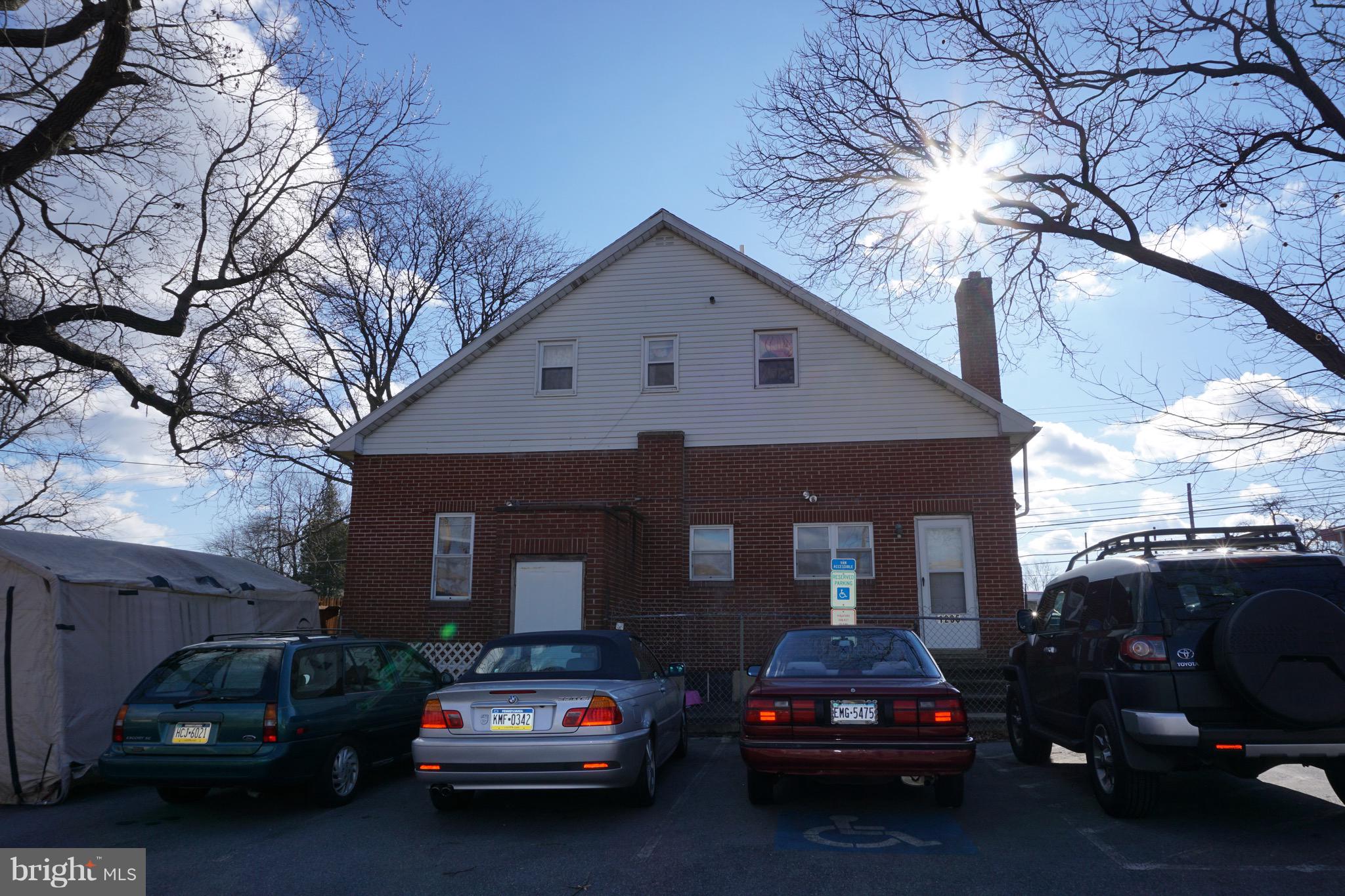 1235 Pembroke Road Bethlehem, PA 18017 - Photo 2 of 22 Gallery Image 2
