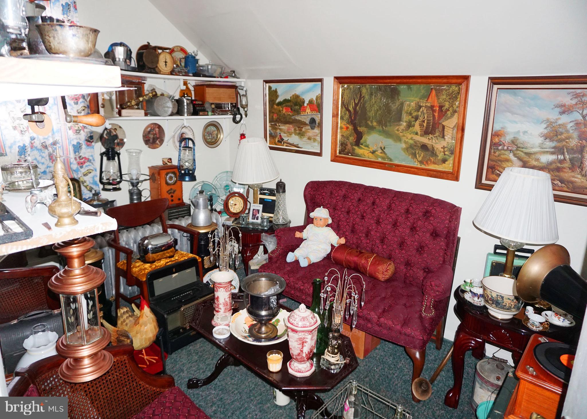 1235 Pembroke Road Bethlehem, PA 18017 - Photo 8 of 22 Gallery Image 8