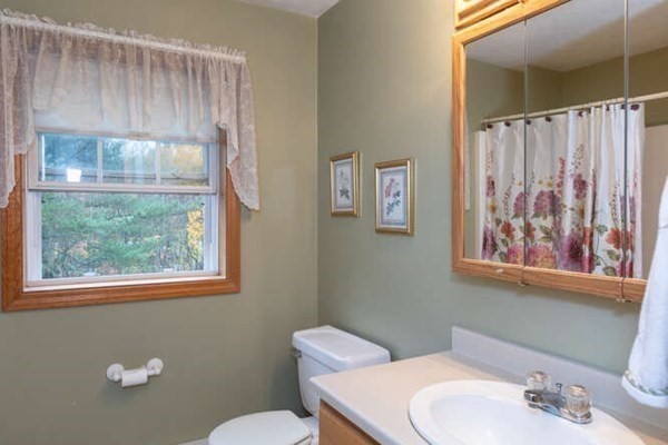 407 Brockelman Road Lancaster, MA 01523 - Photo 26 of 36 Gallery Image 26