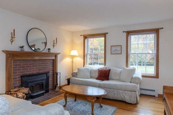 407 Brockelman Road Lancaster, MA 01523 - Photo 10 of 36 Gallery Image 10