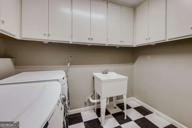 $899,000 | 490 McWhorter Drive, Athens, GA 30606