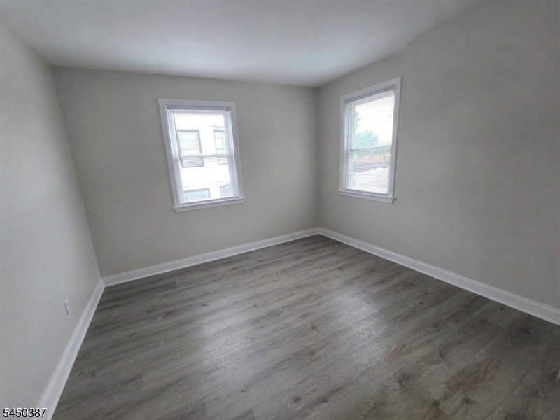166 Carmita Avenue Rutherford, NJ 07070 - Photo 8 of 22 Gallery Image 8