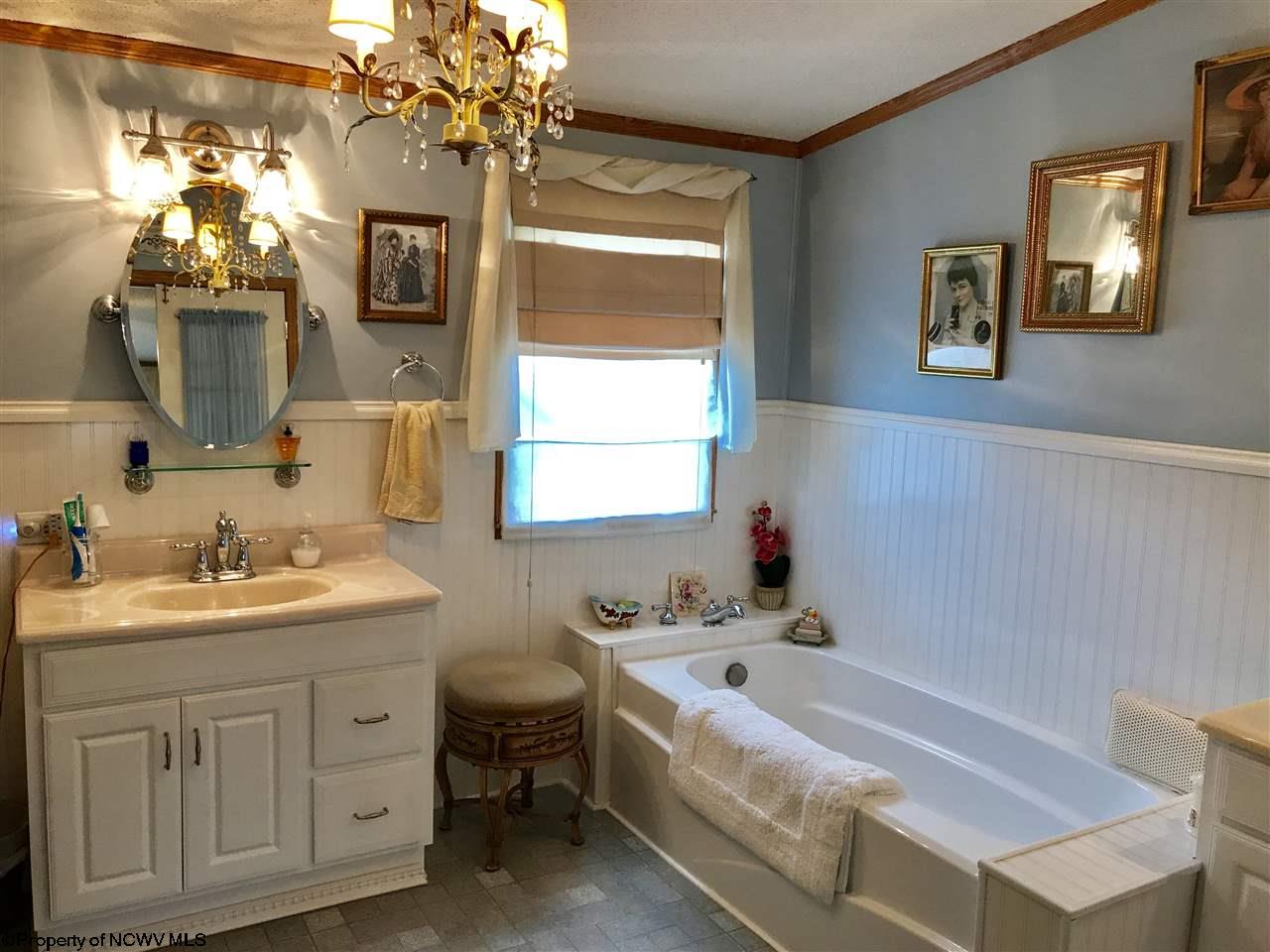337 Giuliani Road Reedsville, WV 26547 - Photo 14 of 19 Gallery Image 14