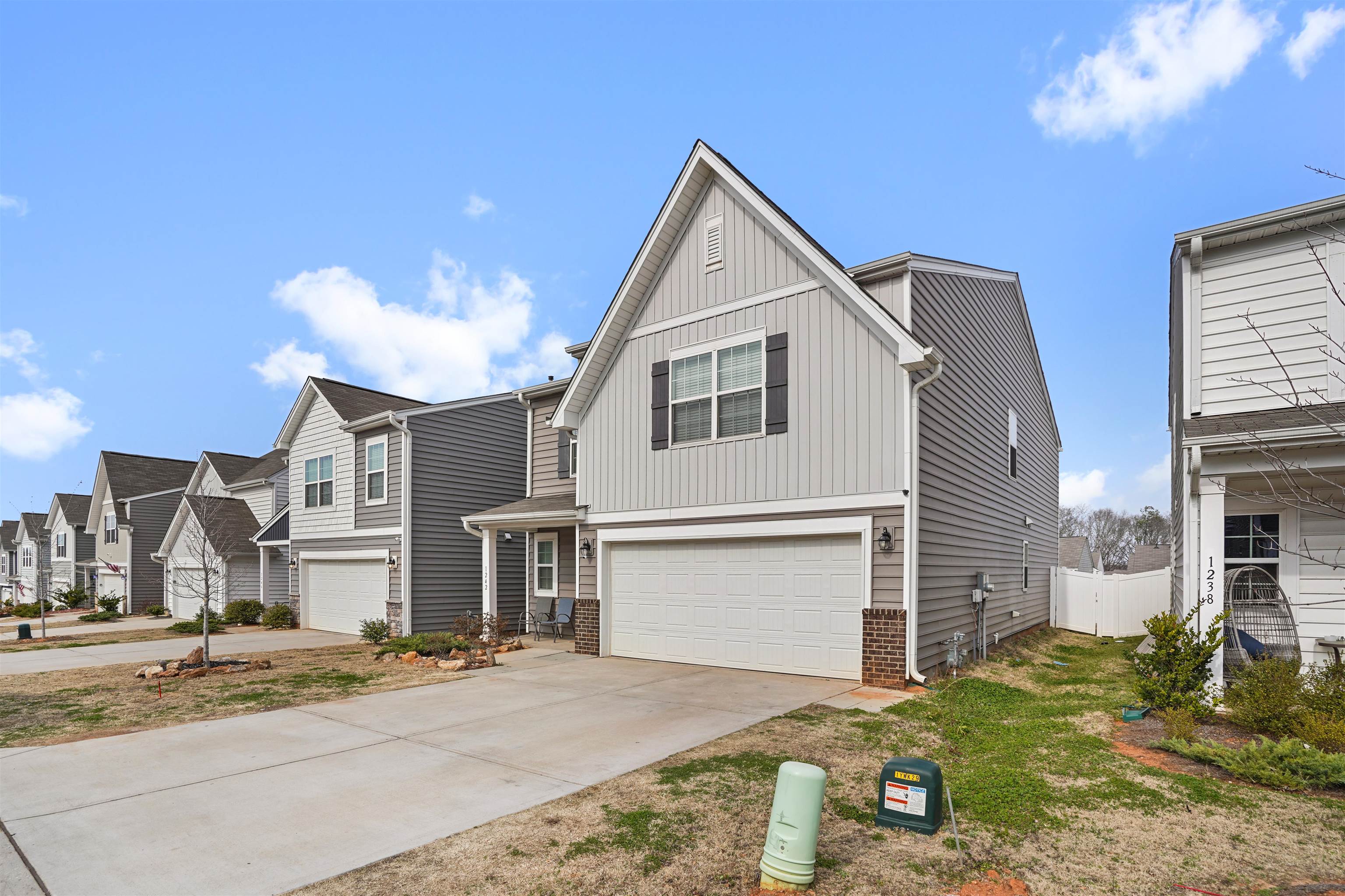 1242 Kilead Court Boiling Springs, SC 29316 - Photo 7 of 48
