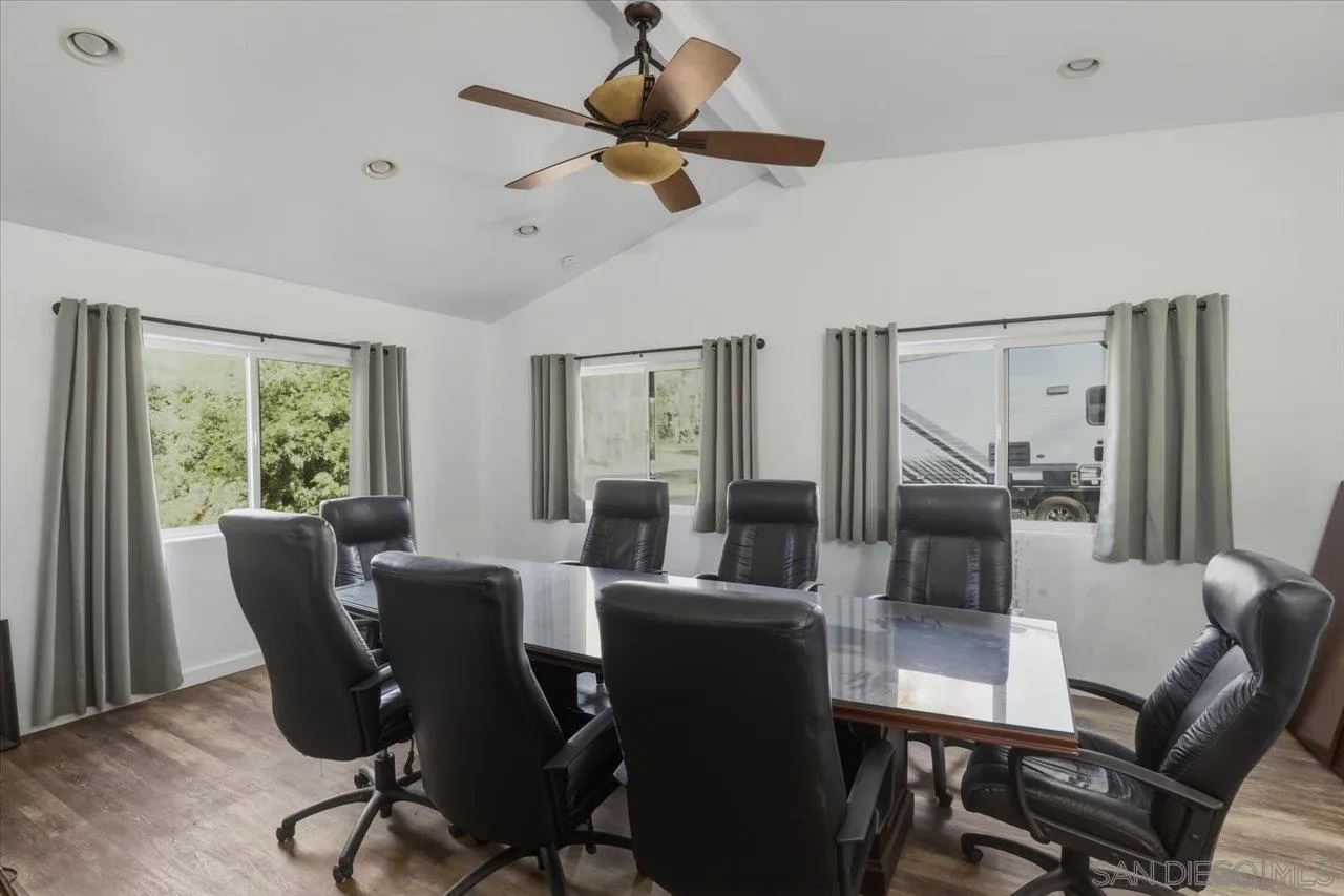 5461 Rainbow Creek Road Fallbrook, CA 92028 - Photo 8 of 36
