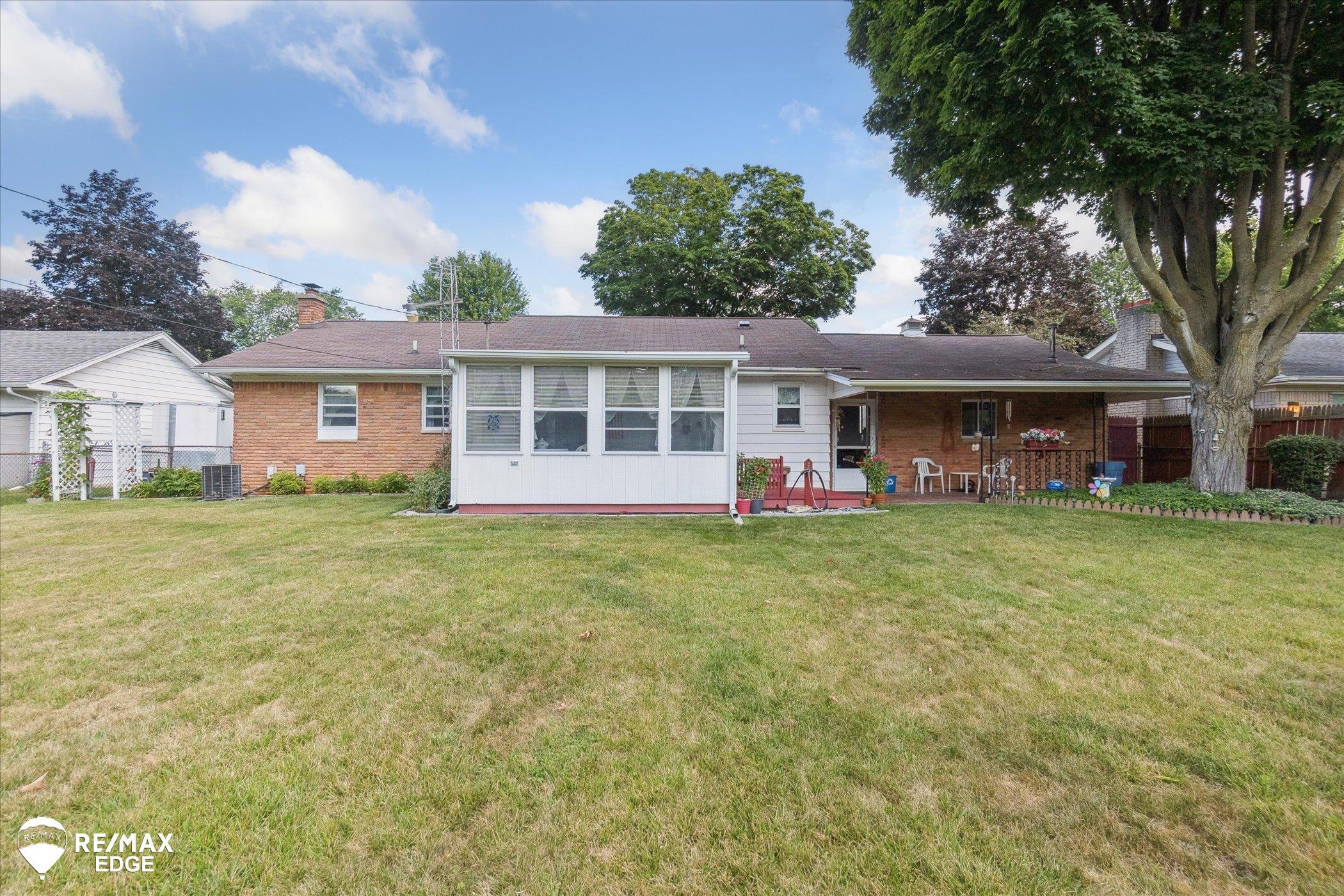 1425 West Judd Road Flint, MI 48507 - Photo 36 of 38 50185017-66cdaffd-5386-4e3e-b784-dad1ed6a486c.JPG