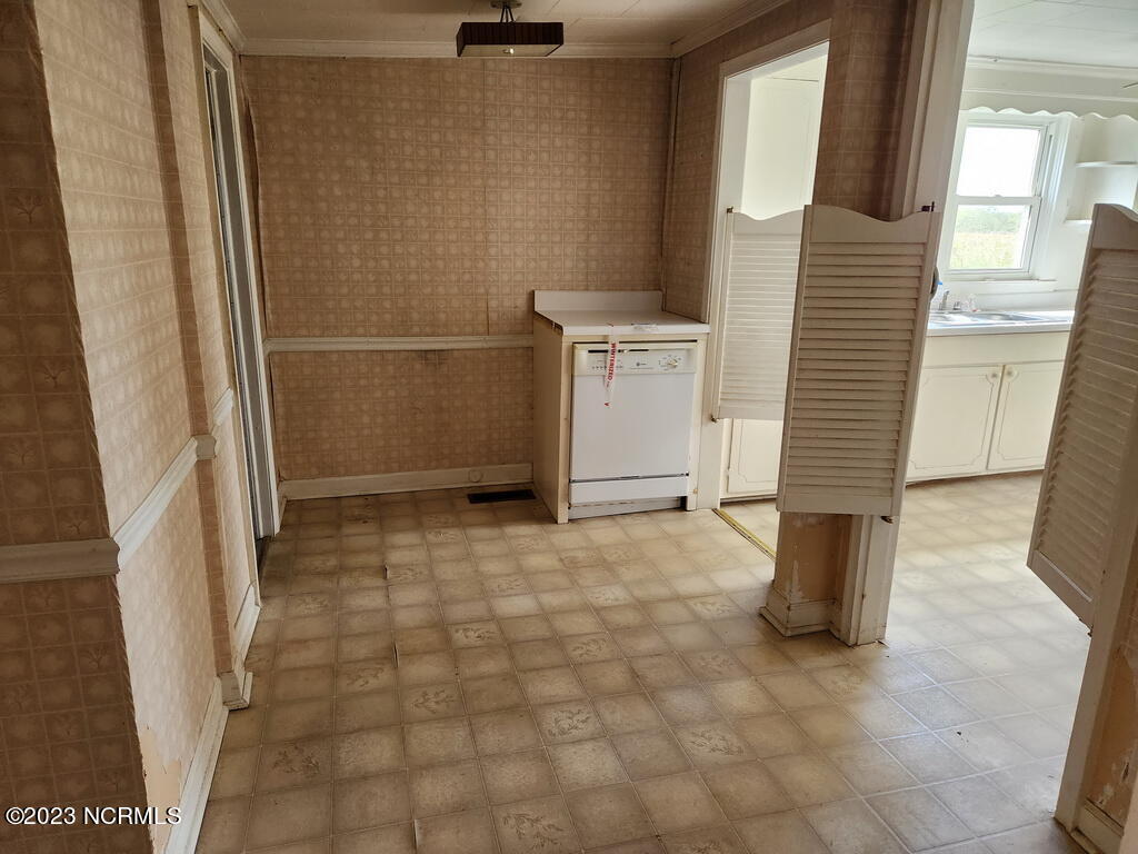 431 Boones Bridge Road Como, NC 27818 - Photo 12 of 24 DINING AREA