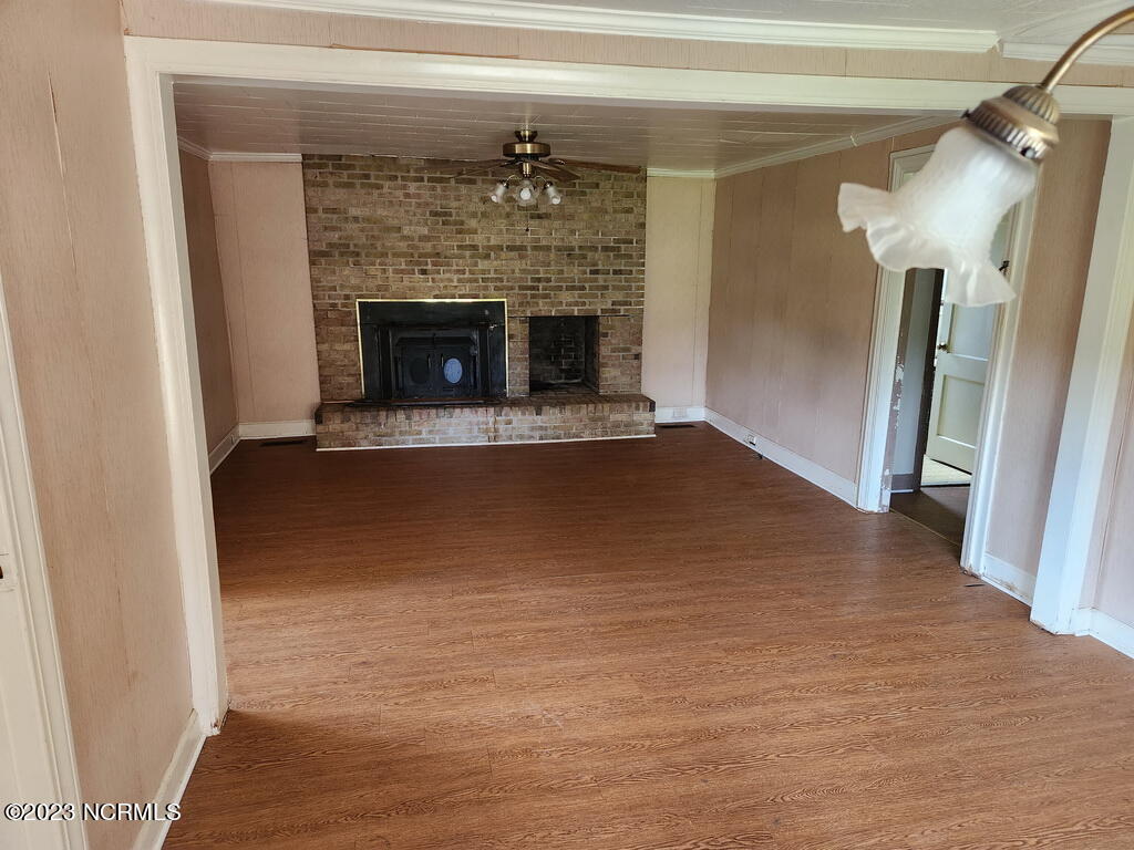 431 Boones Bridge Road Como, NC 27818 - Photo 6 of 24 LIVING ROOM