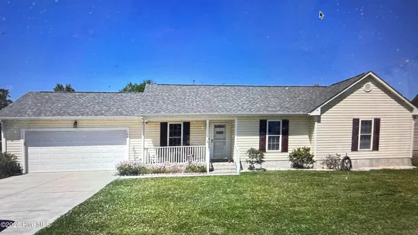 $269,900 | 104 Eva Koonce Lane, Richlands, NC 28574