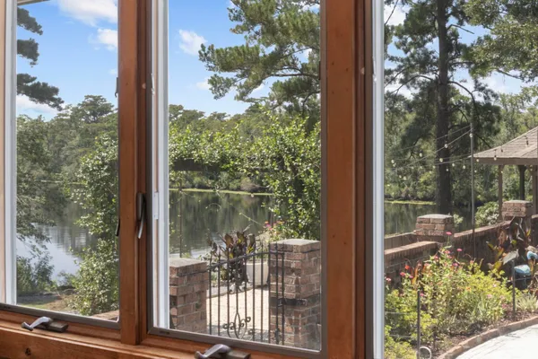 $1,659,900 | 302 Mohican Drive, Georgetown, SC 29440