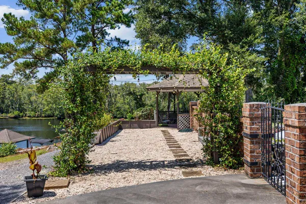 $1,659,900 | 302 Mohican Drive, Georgetown, SC 29440