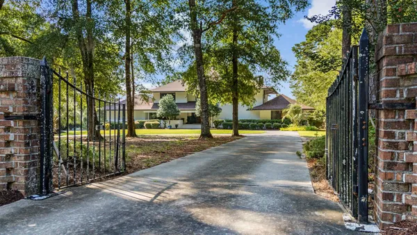 $1,659,900 | 302 Mohican Drive, Georgetown, SC 29440