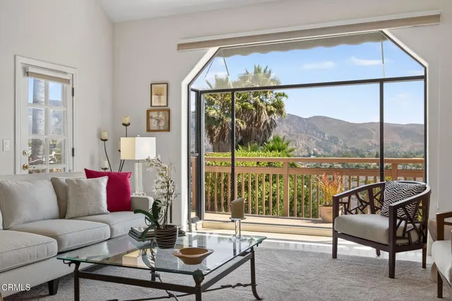 $1,695,000 | 535 Ridgecrest Drive, Santa Paula, CA 93060