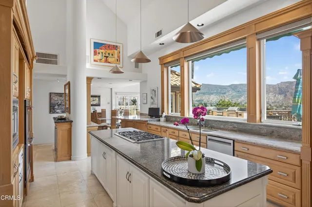 $1,695,000 | 535 Ridgecrest Drive, Santa Paula, CA 93060