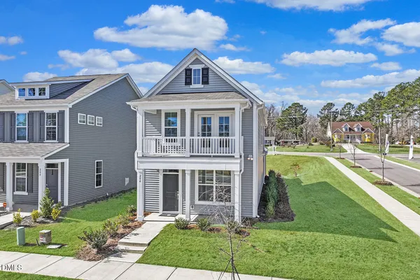 $425,090 | 204 White Oak Garden Way, Unit 193, Garner, NC 27529