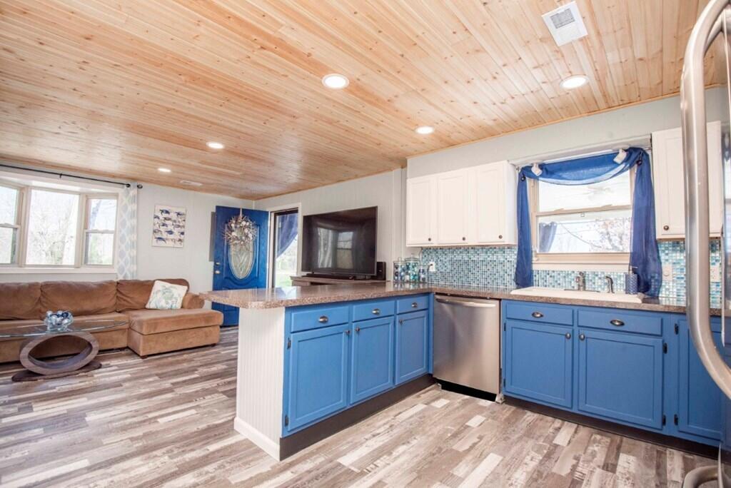 956 Ewing Road, Unit 8 Spring City, TN 37381 - Photo 5 of 75 5