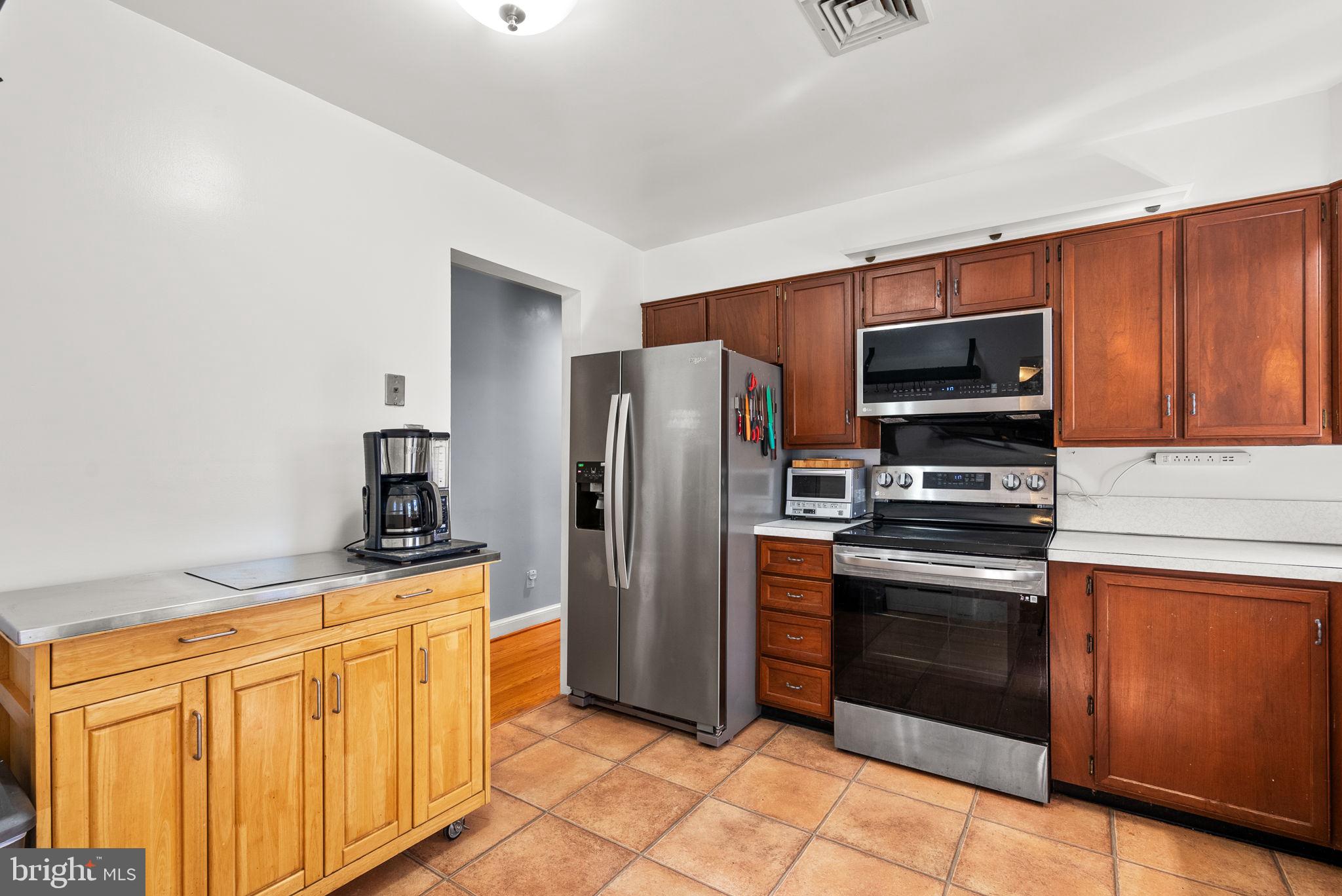 3122 Helsel Drive Silver Spring, MD 20906 - Photo 12 of 42 Gallery Image 12