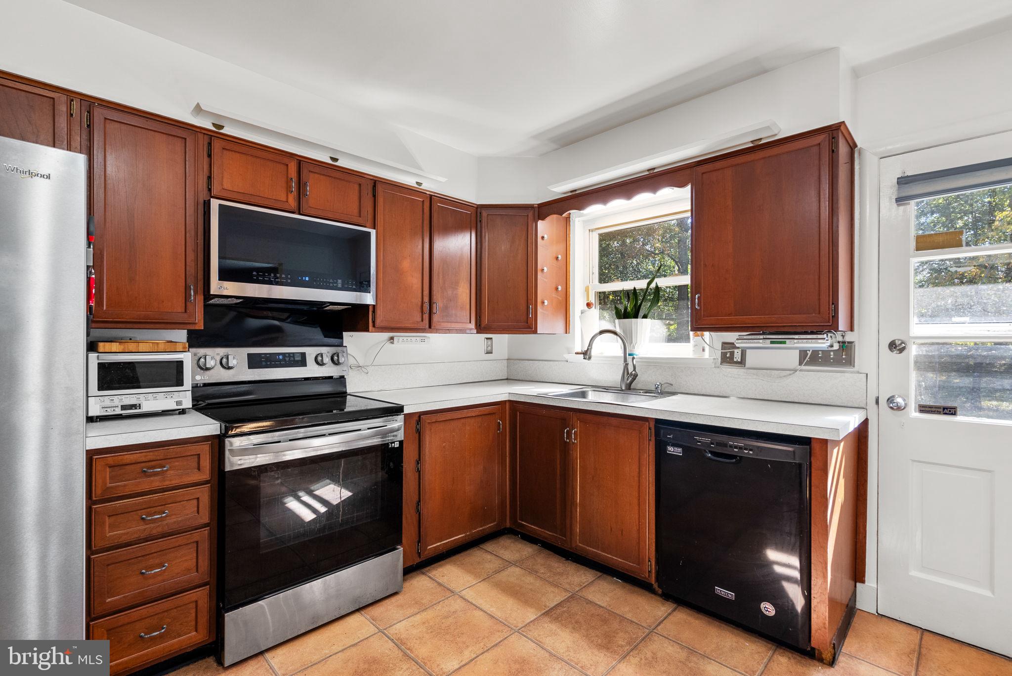 3122 Helsel Drive Silver Spring, MD 20906 - Photo 13 of 42 Gallery Image 13