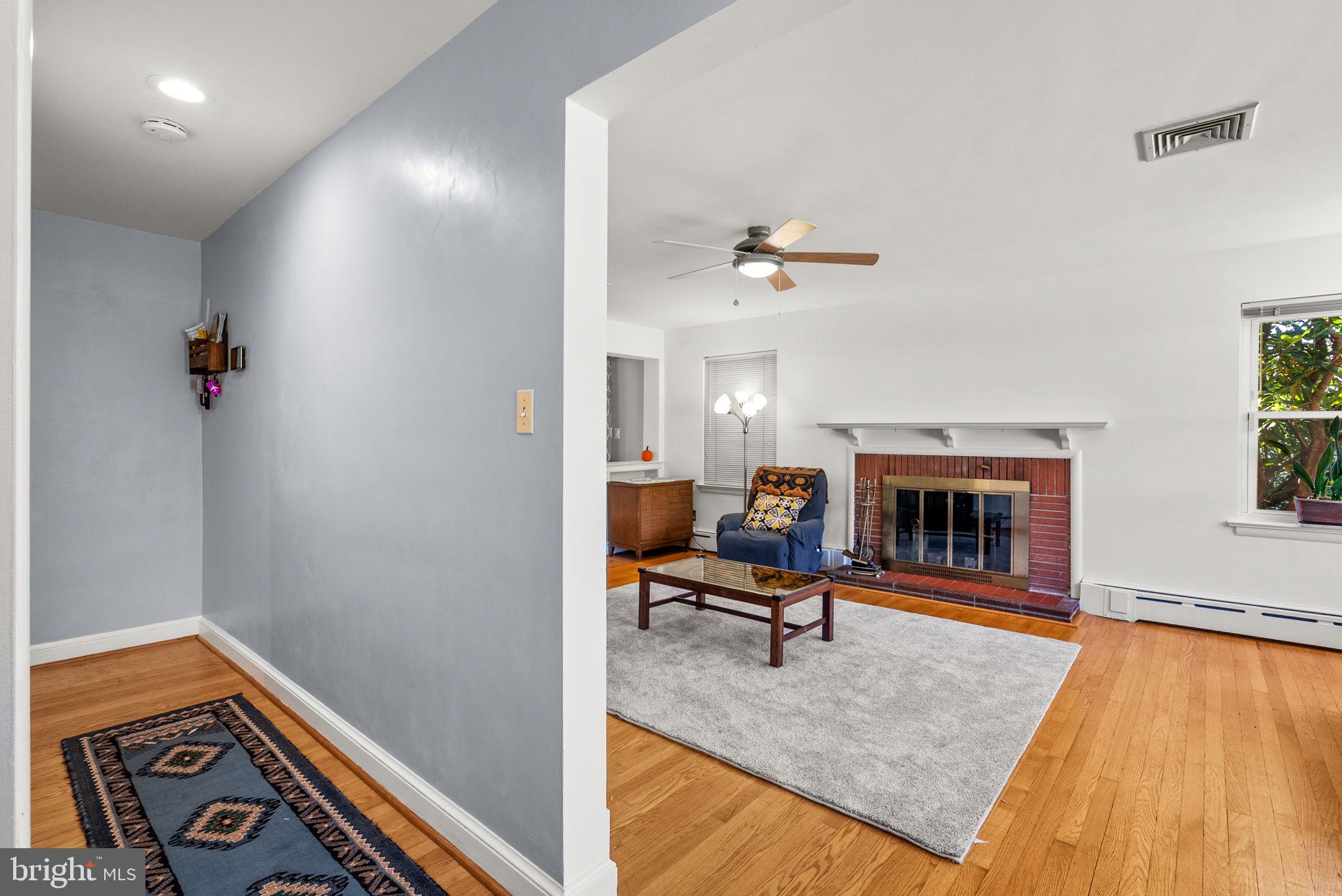 3122 Helsel Drive Silver Spring, MD 20906 - Photo 5 of 42 Gallery Image 5