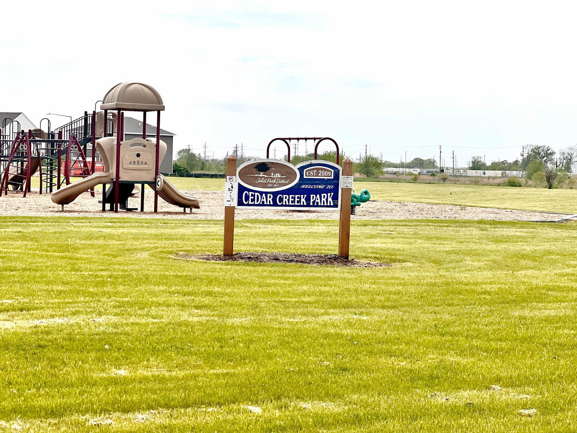 10 International Way Joliet, IL 60421 - Photo 30 of 32 a view of a swimming pool with a terrace