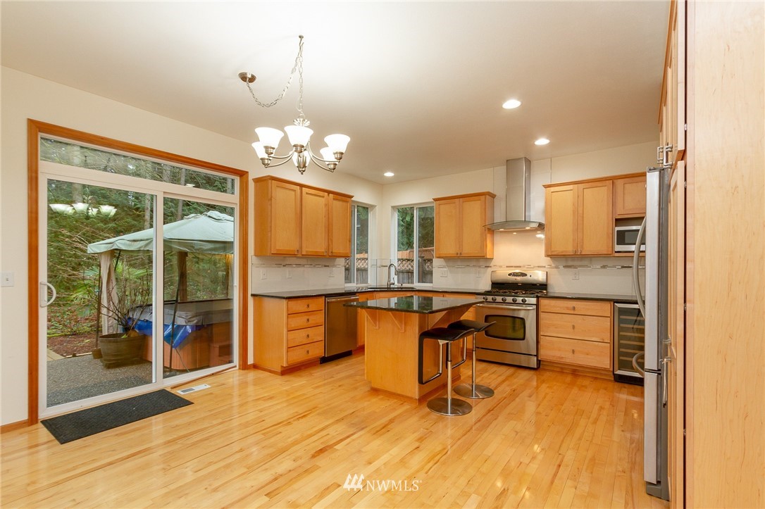 12105 Southeast 186th Street Renton, WA 98058 - Photo 11 of 28 Gallery Image 11
