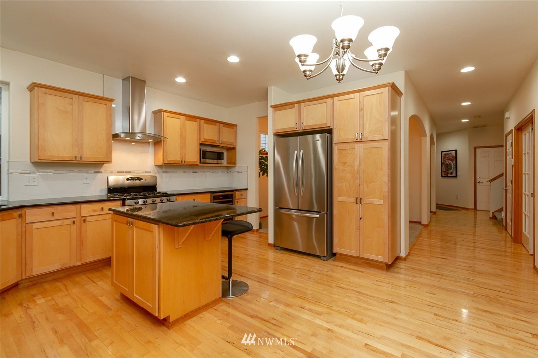 12105 Southeast 186th Street Renton, WA 98058 - Photo 13 of 28 Gallery Image 13