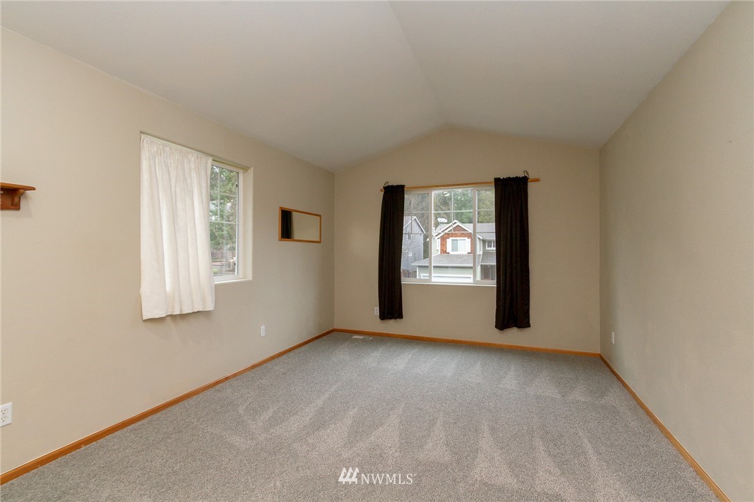12105 Southeast 186th Street Renton, WA 98058 - Photo 16 of 28 Gallery Image 16